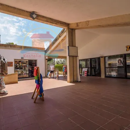 Casavacanzekastalia Tatil Evi