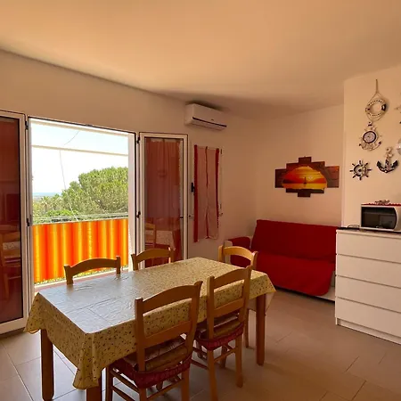 Holiday home Casavacanzekastalia