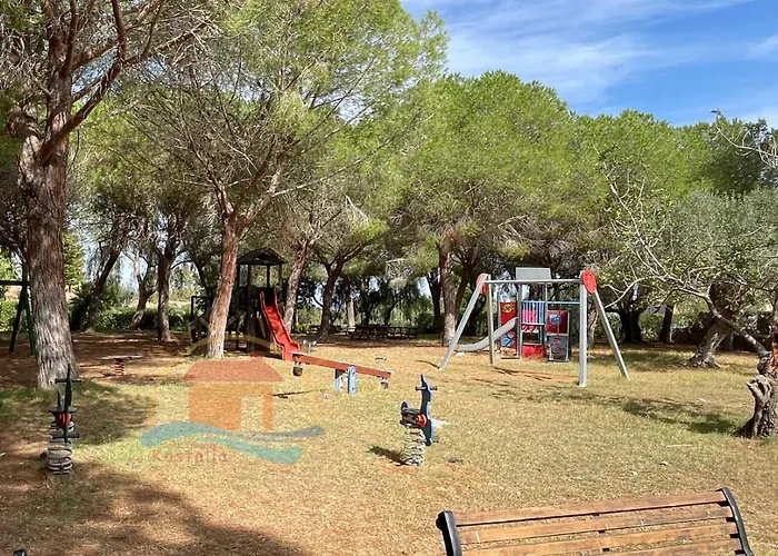 Casavacanzekastalia بيت للعطل